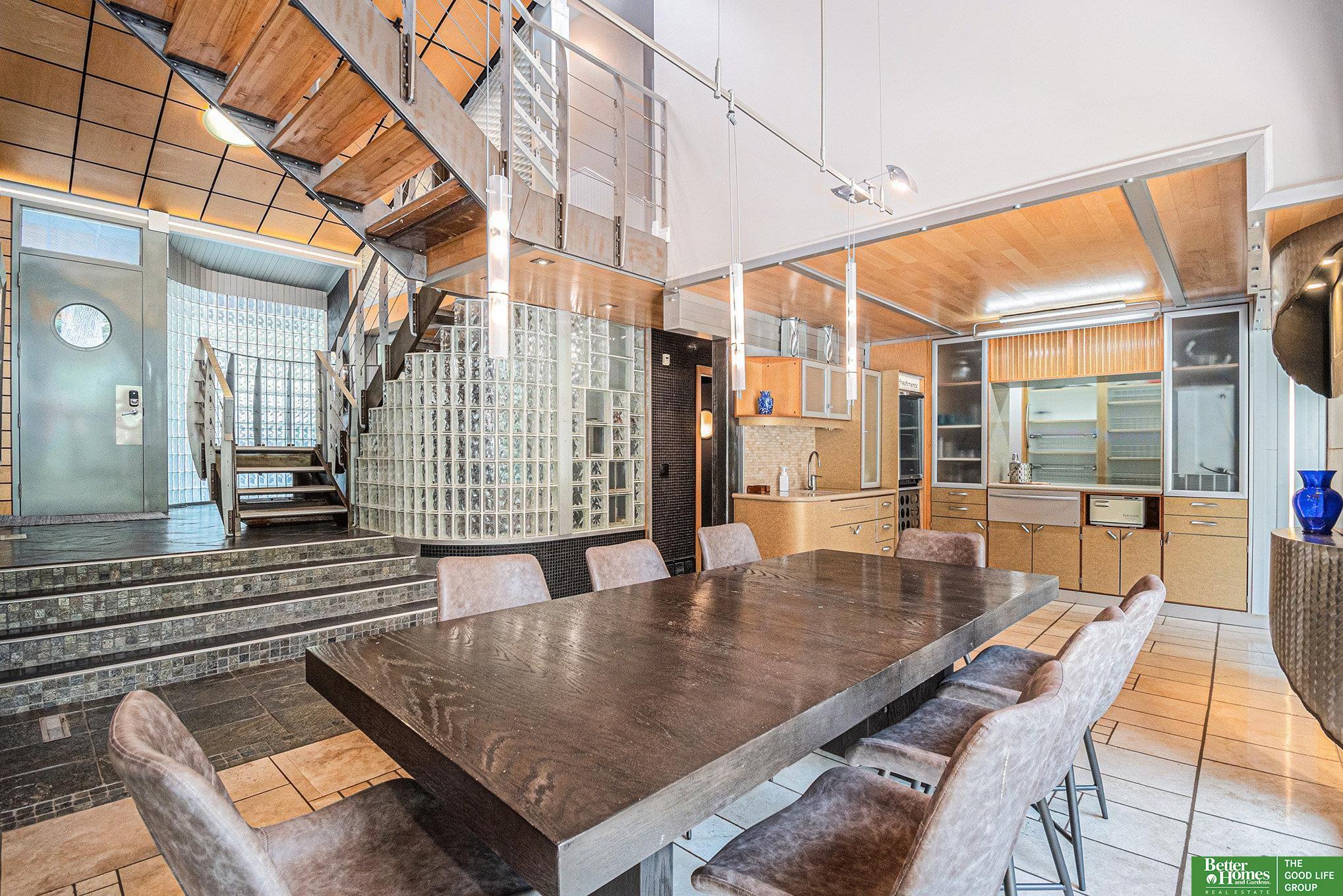 21811 Hillandale Drive