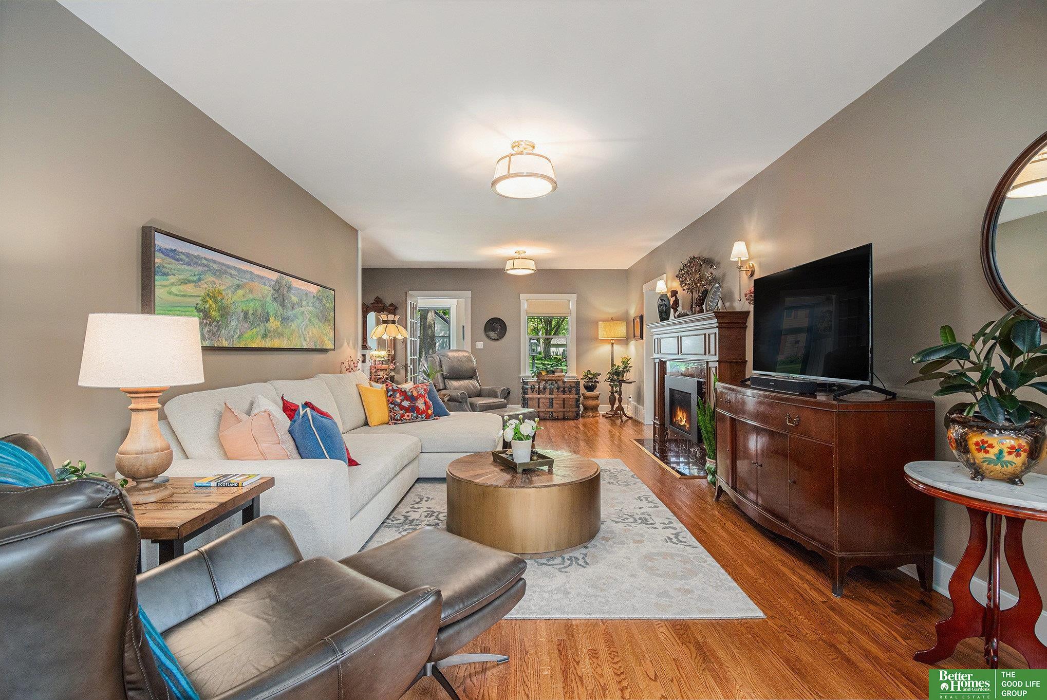 1020 E Valley Street