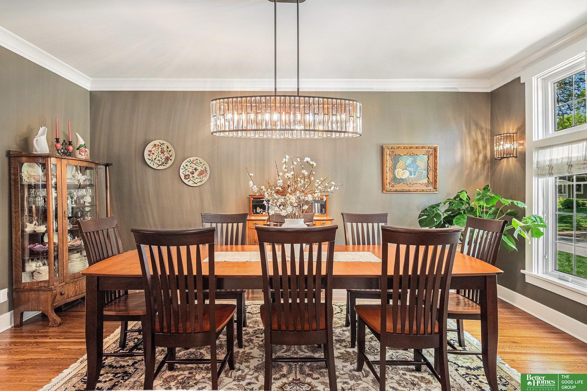 1020 E Valley Street