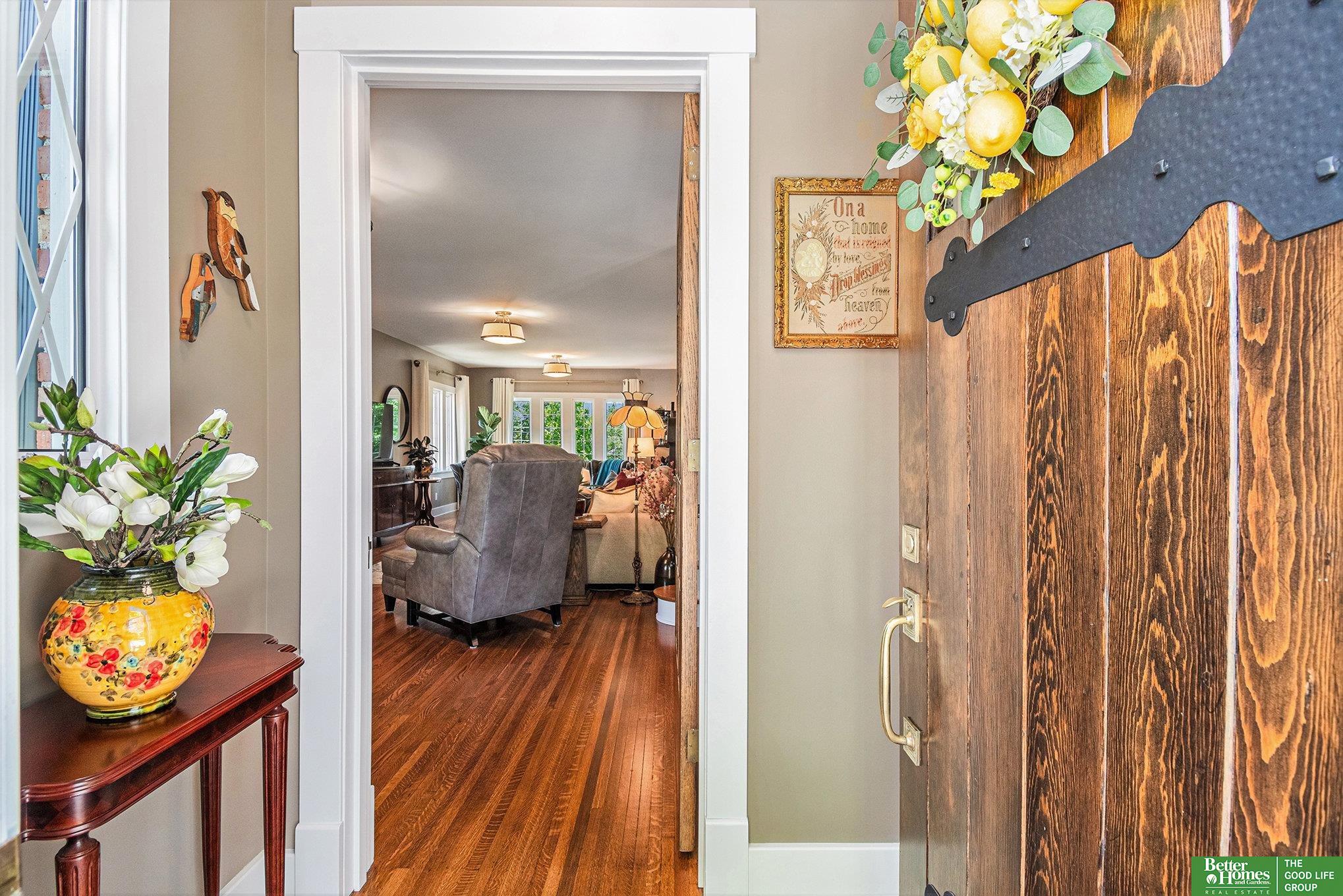 1020 E Valley Street