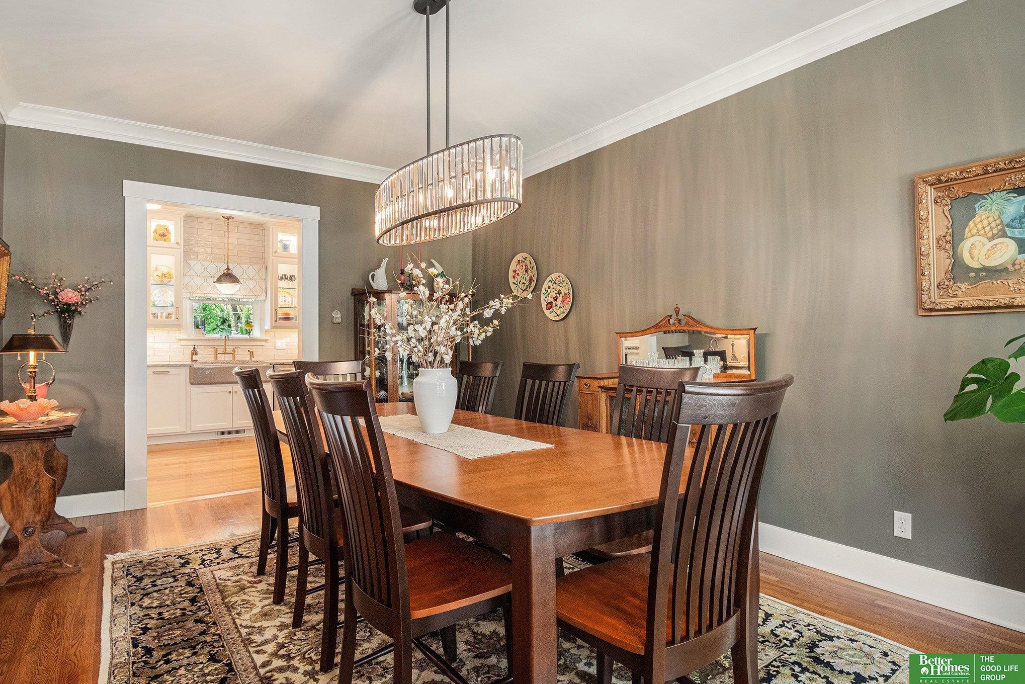 1020 E Valley Street