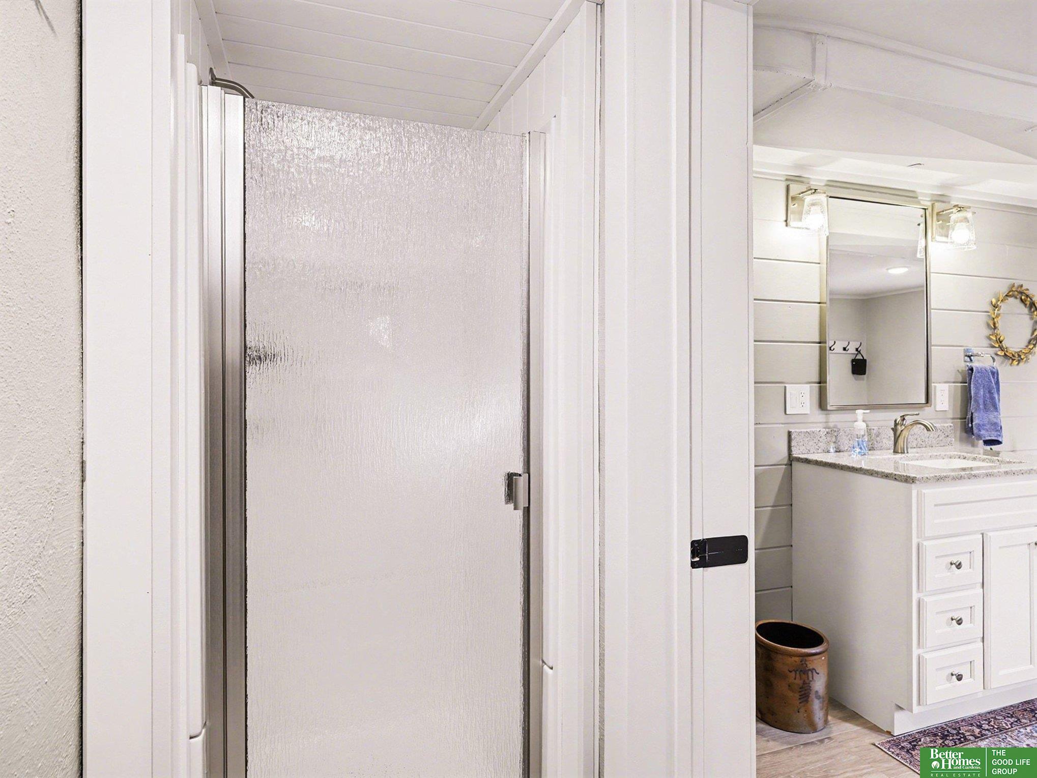 1020 E Valley Street