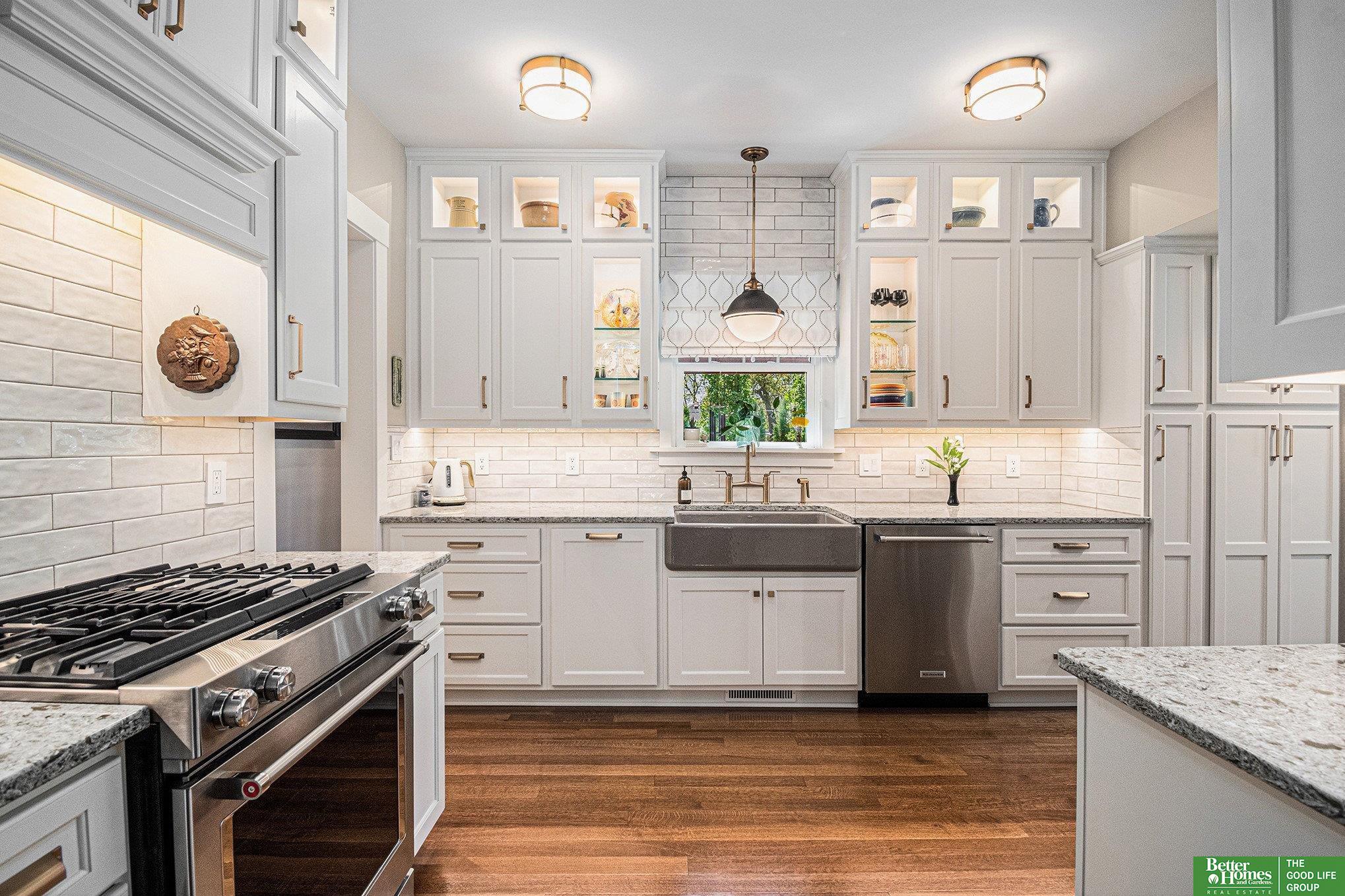 1020 E Valley Street