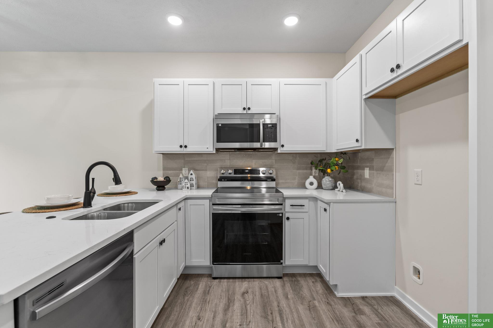 7110 N 79th Court
