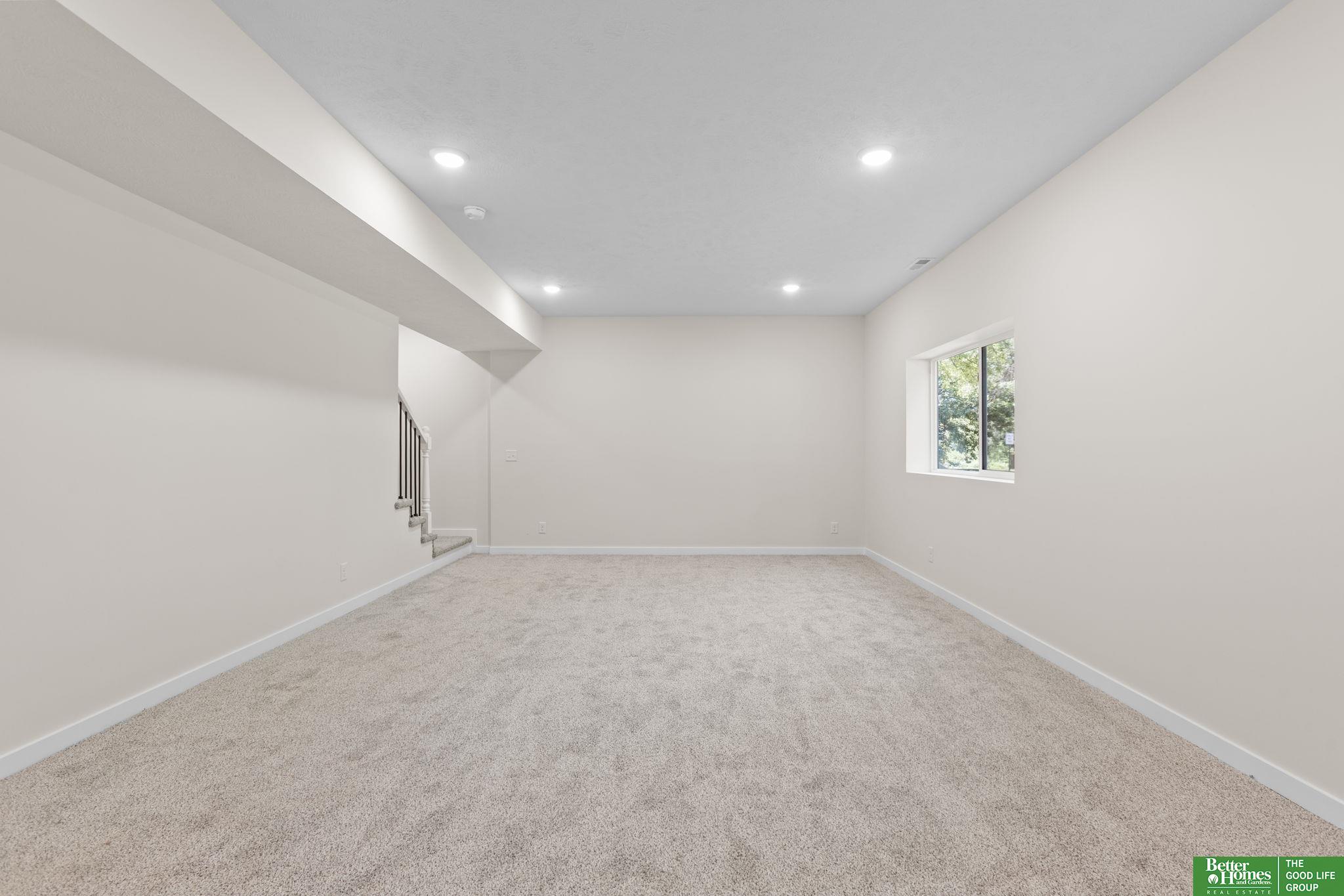 7110 N 79th Court