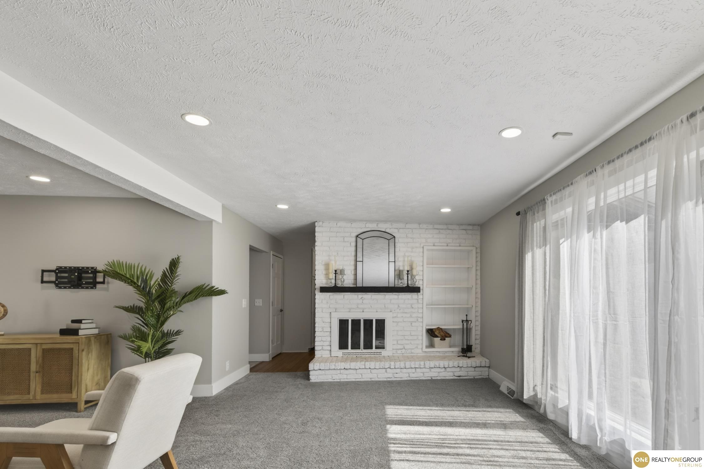 2405 S 151st Street