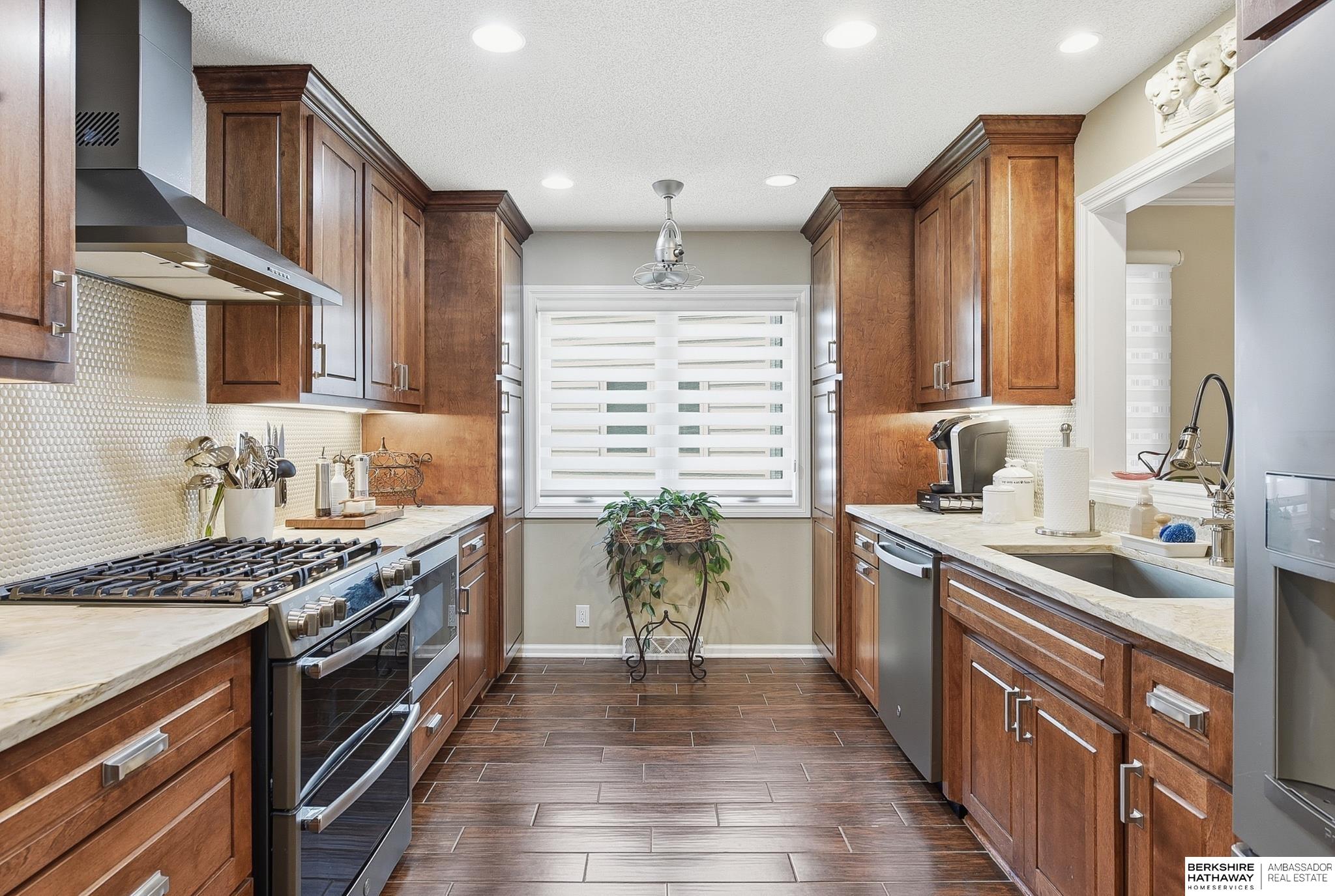 12832 Burt Court