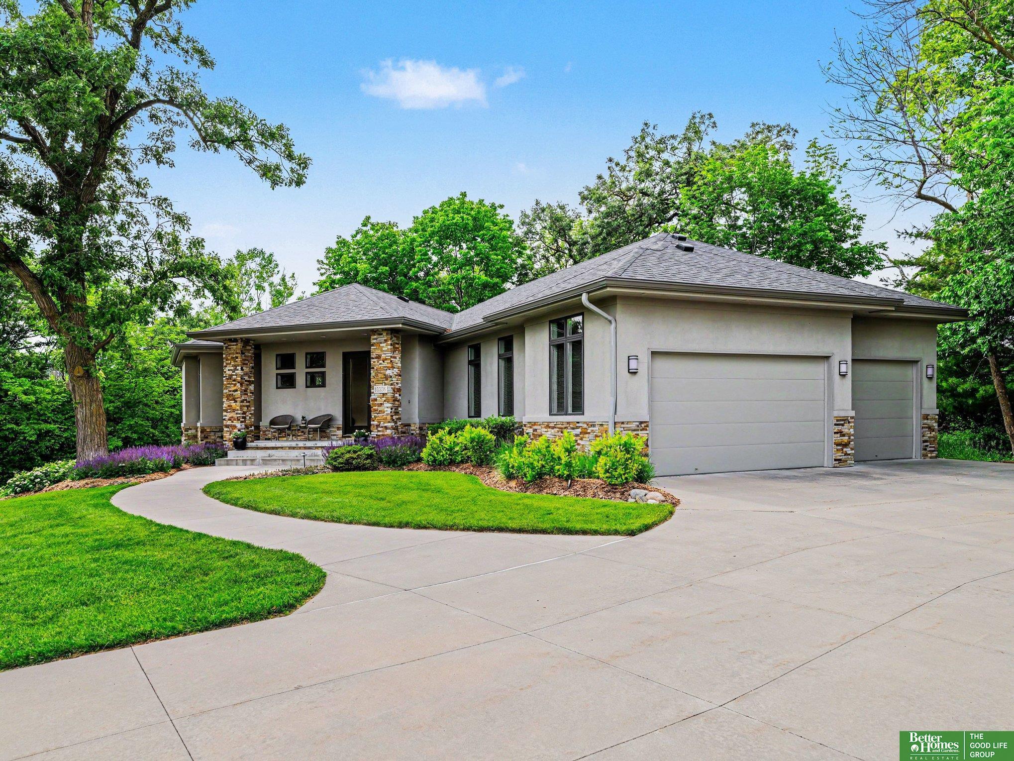 10238 N 29th Court