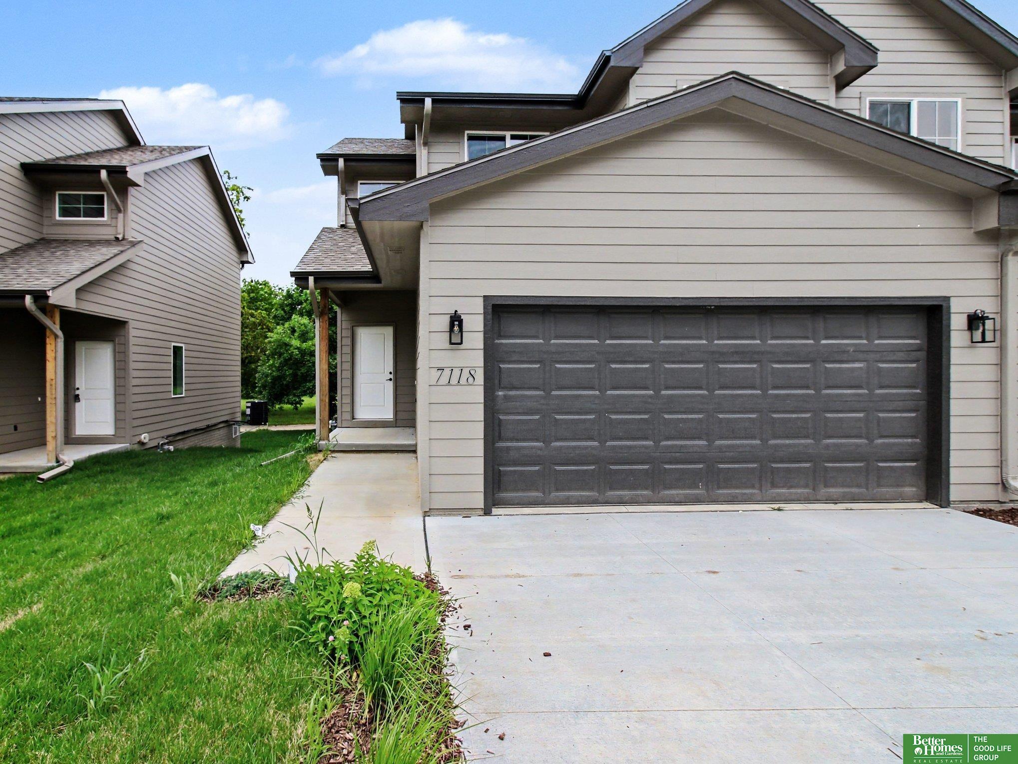 7118 N 79th Court