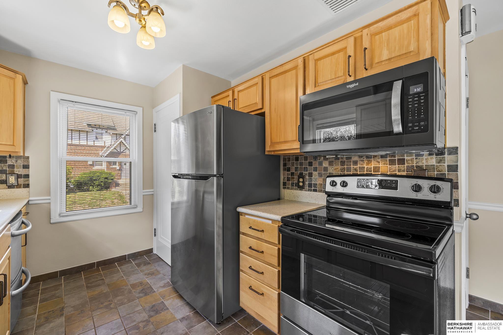 1002 S 52nd Street