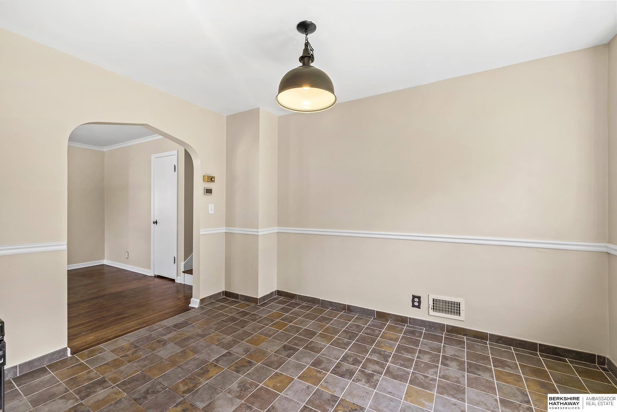 1002 S 52nd Street