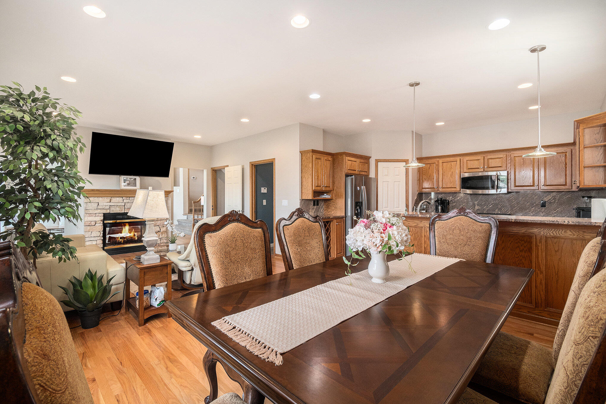 520 CORONADO Circle