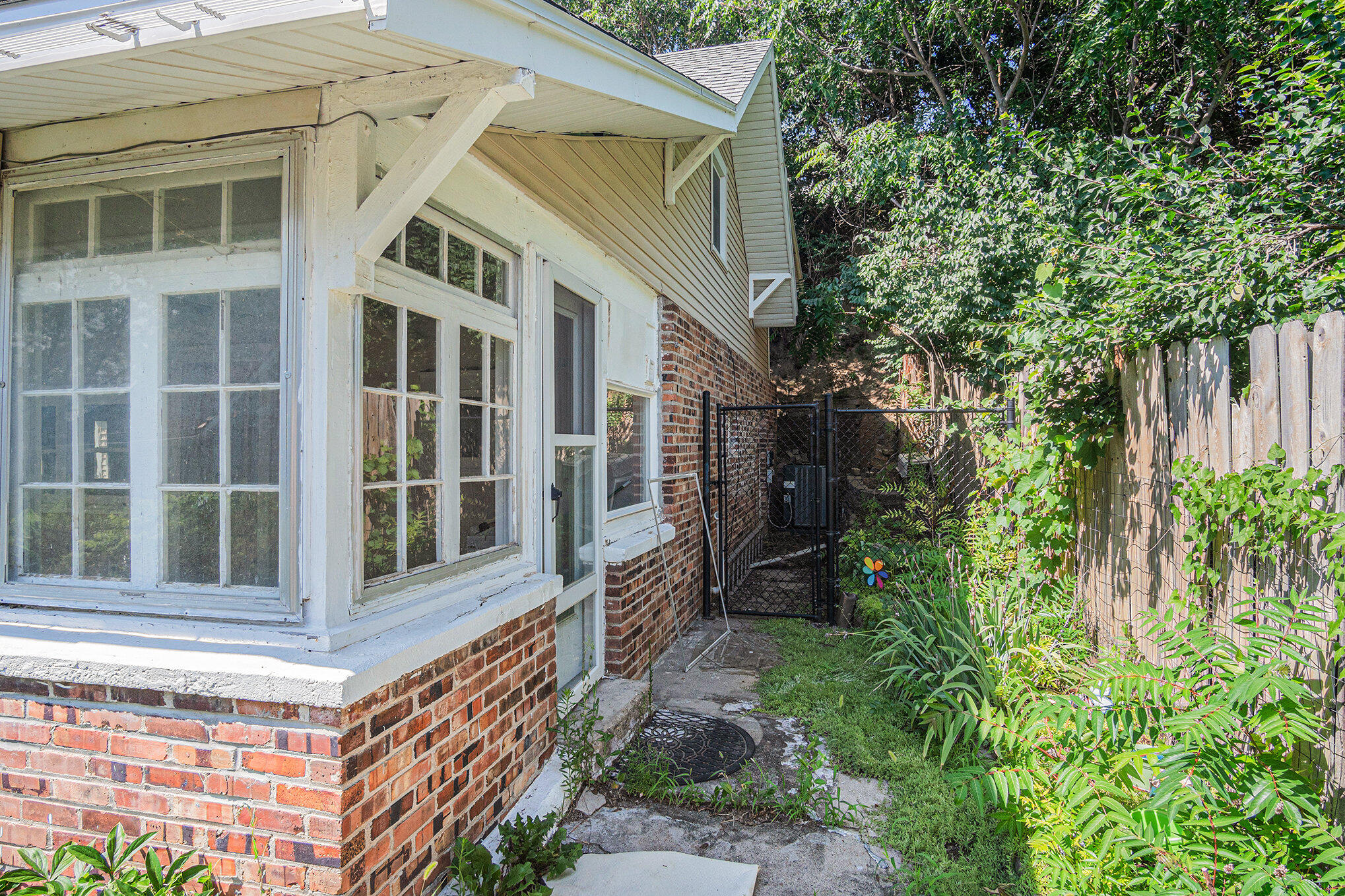 508 N 4TH Street