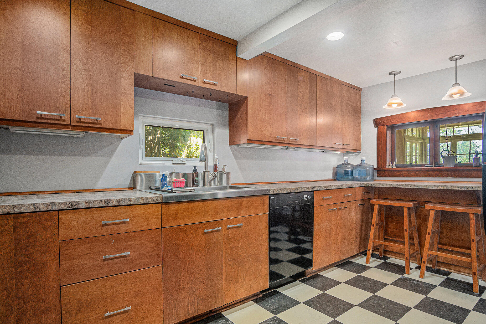 508 N 4TH Street