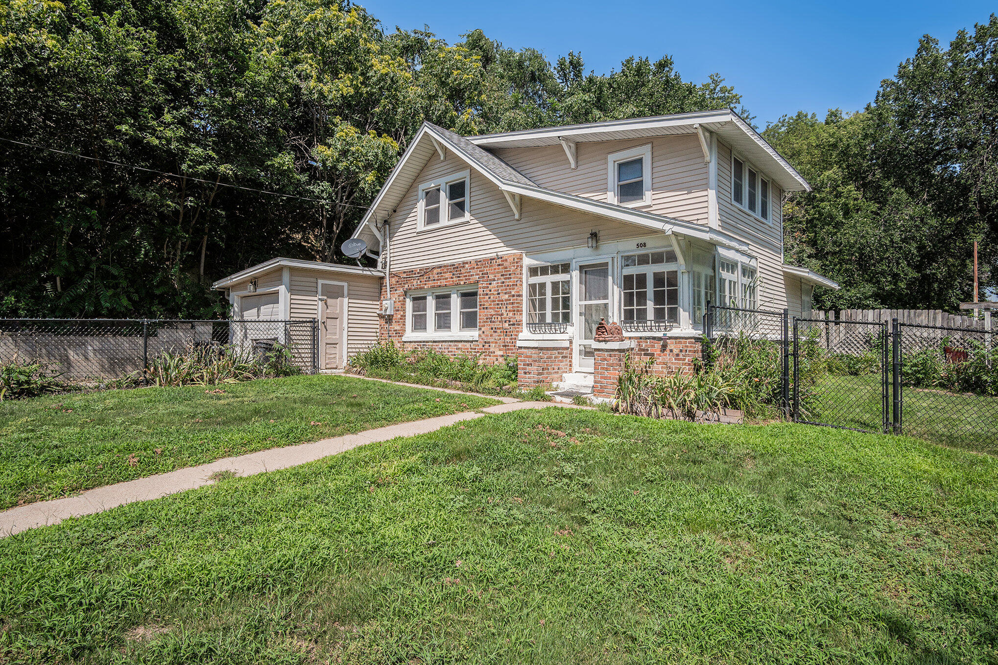 508 N 4TH Street