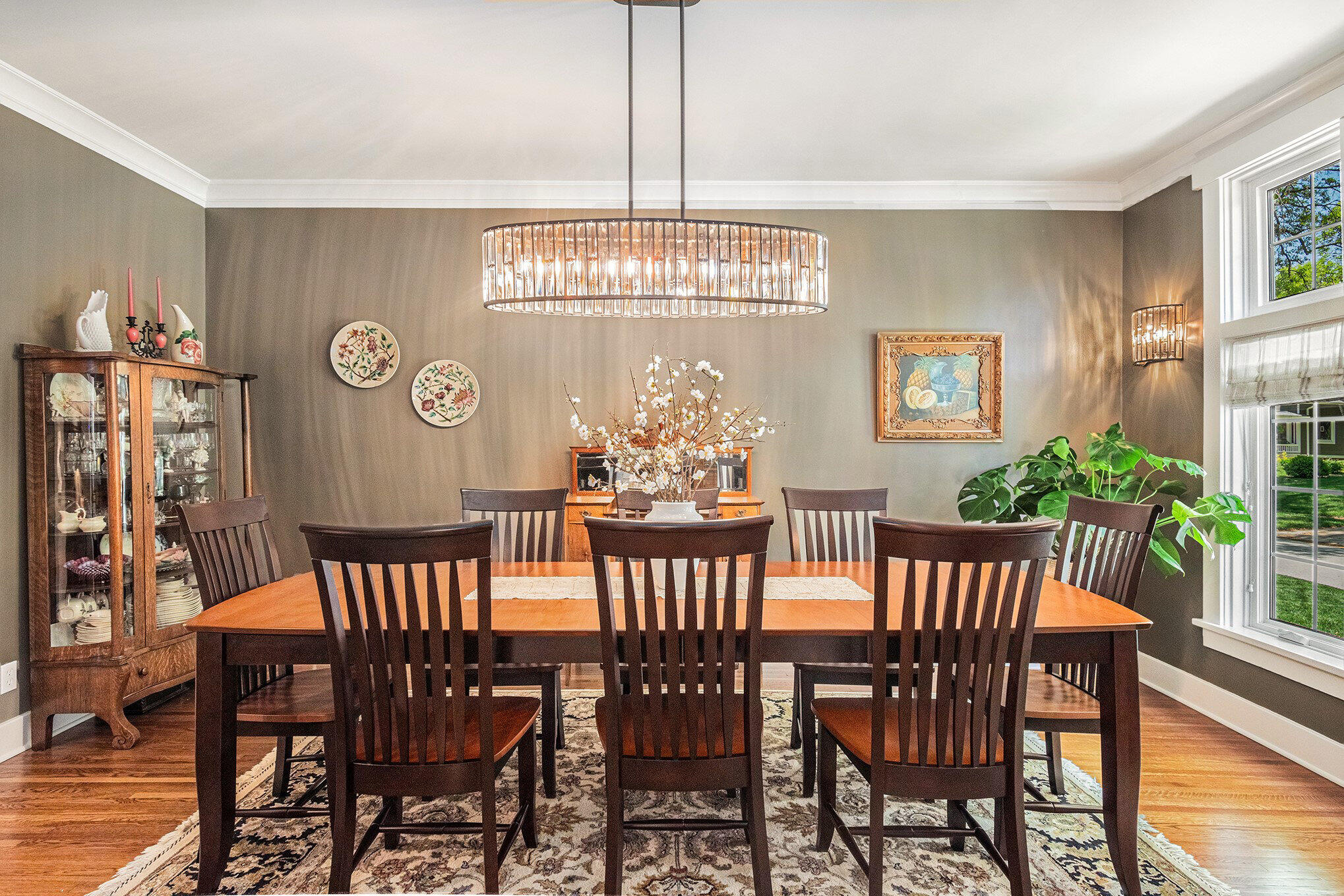 1020 E VALLEY ST Street