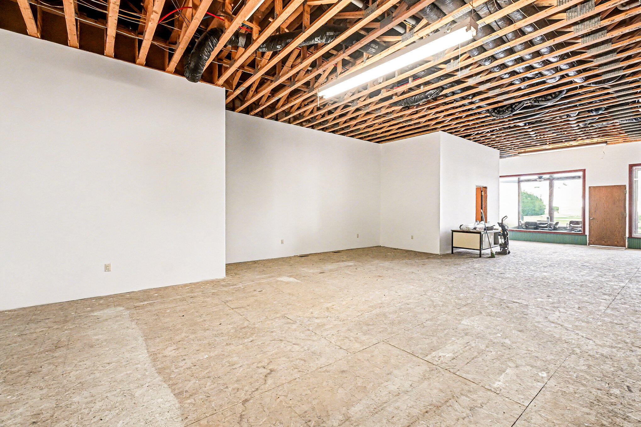 418 E COOLBAUGH Street