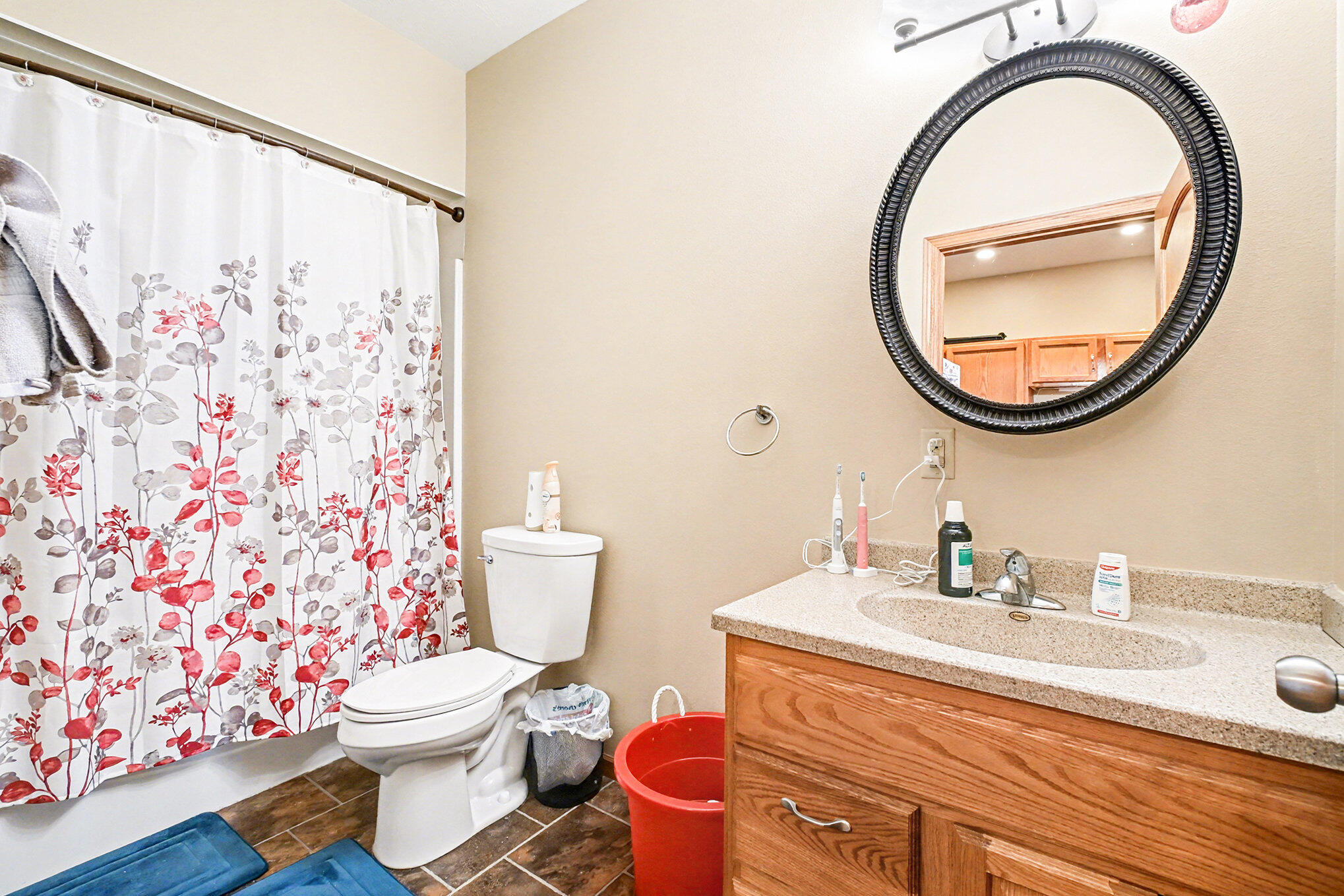 418 E COOLBAUGH Street