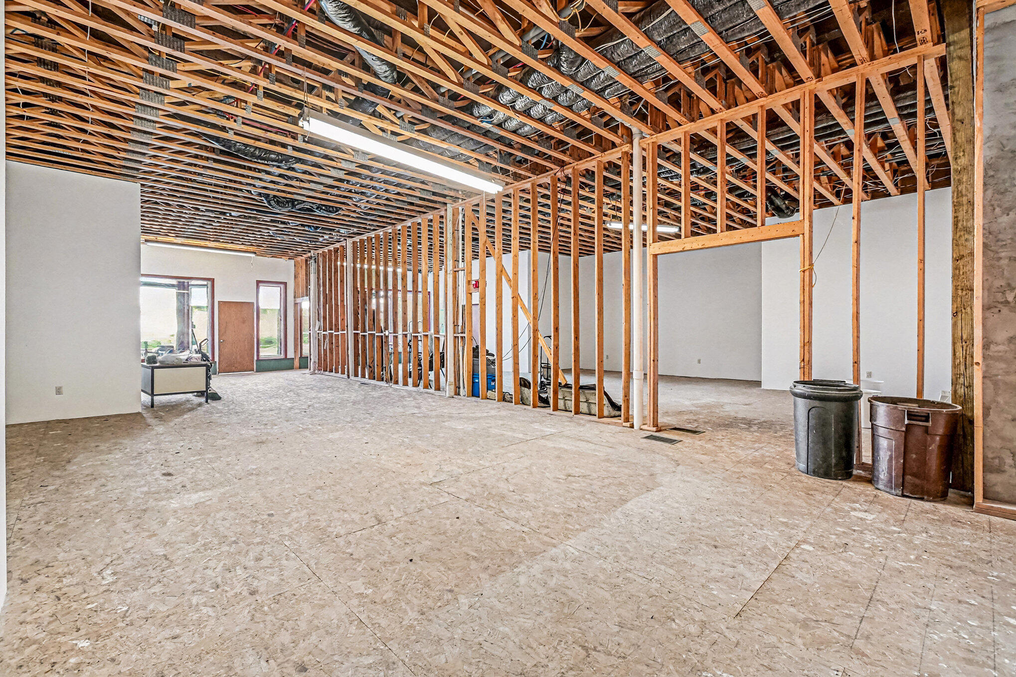 418 E COOLBAUGH Street