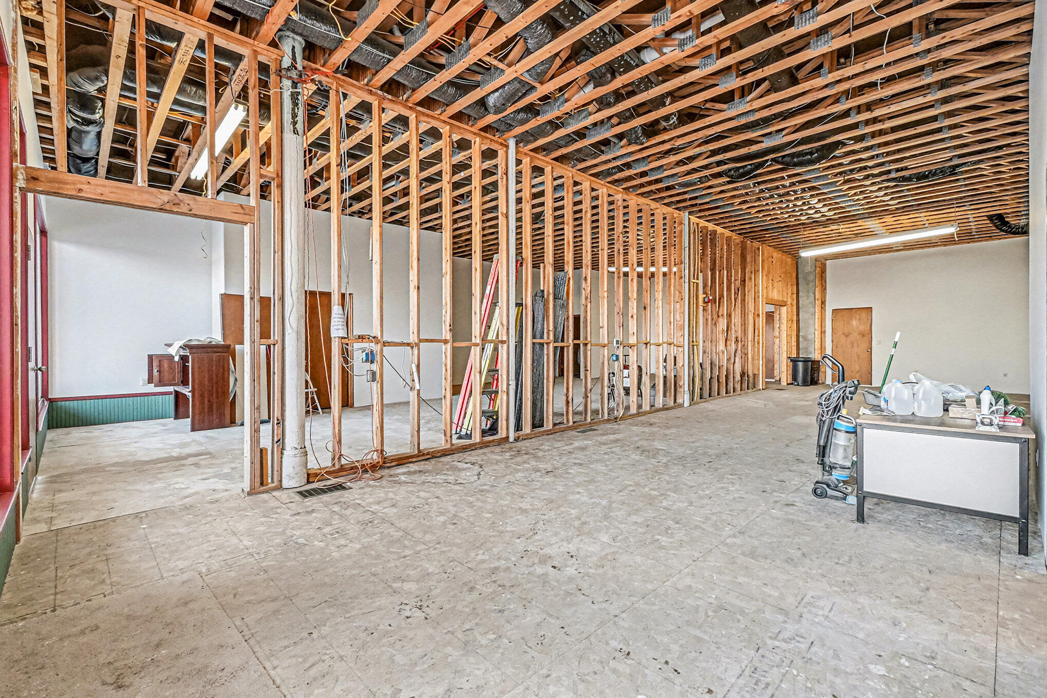 418 E COOLBAUGH Street