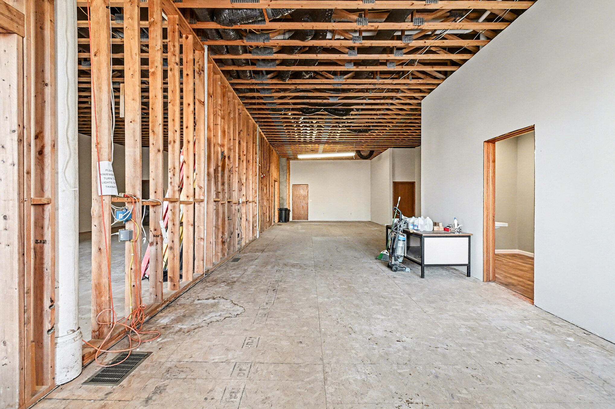 418 E COOLBAUGH Street