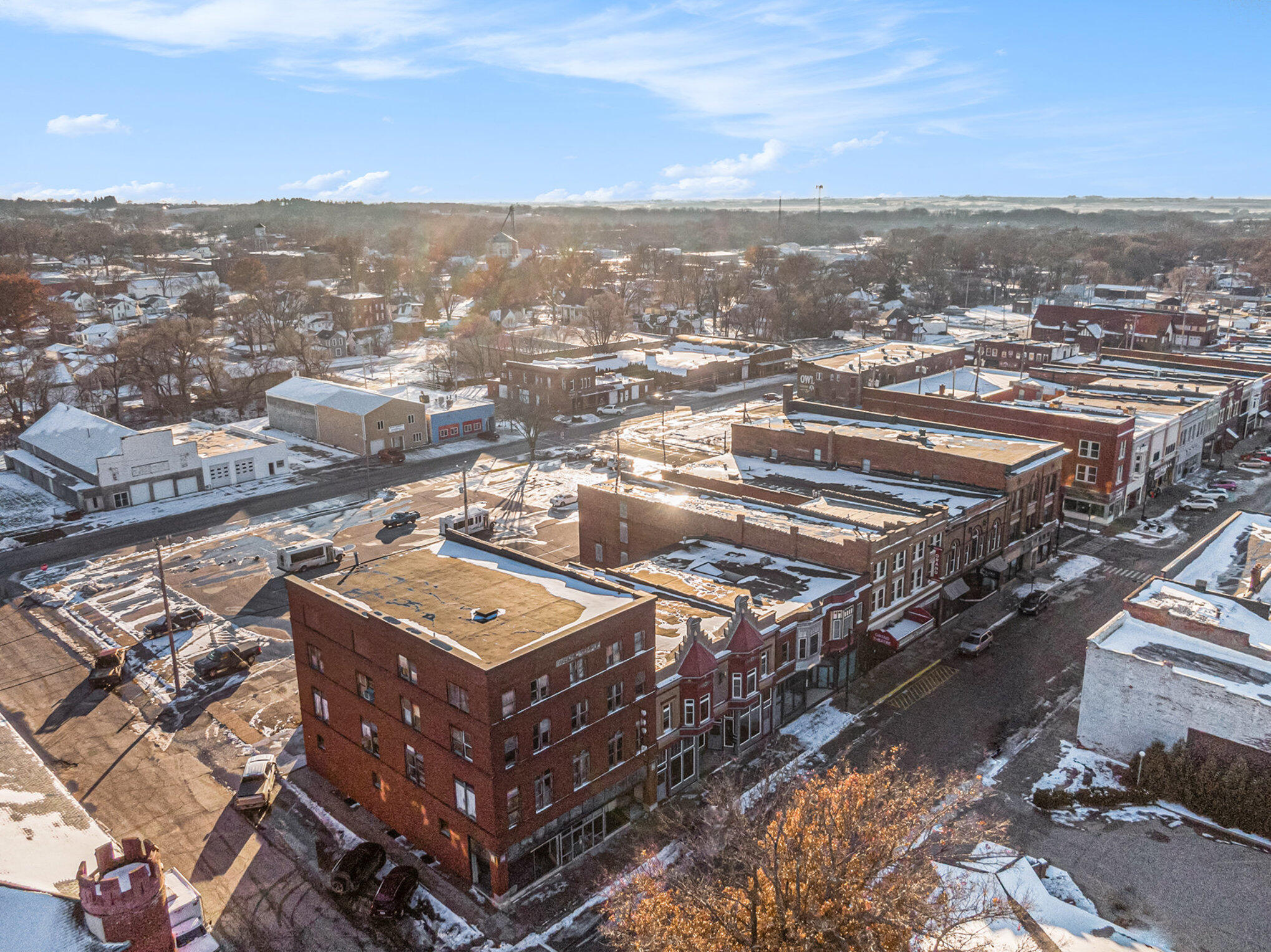 418 E COOLBAUGH Street