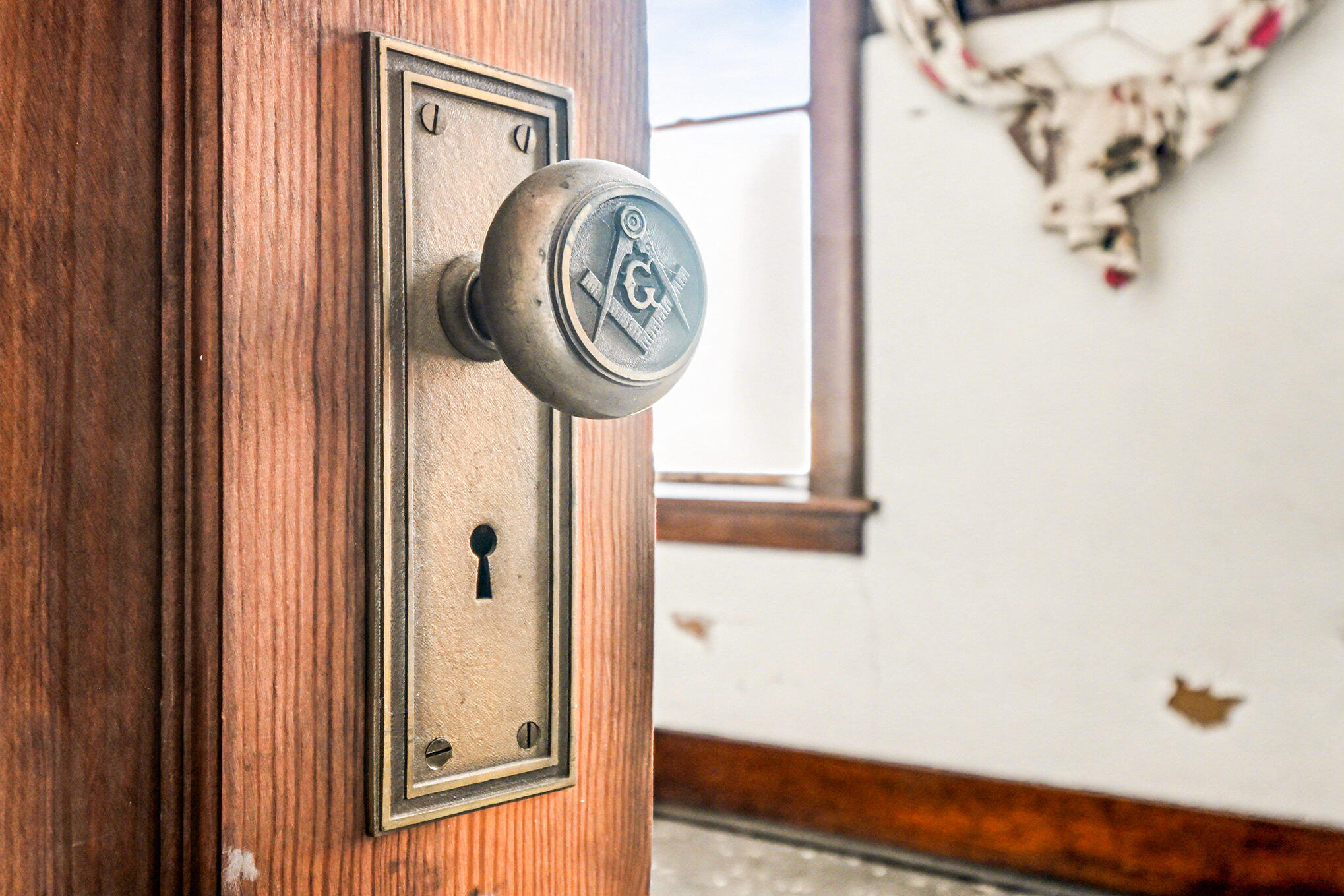 422 E COOLBAUGH Street