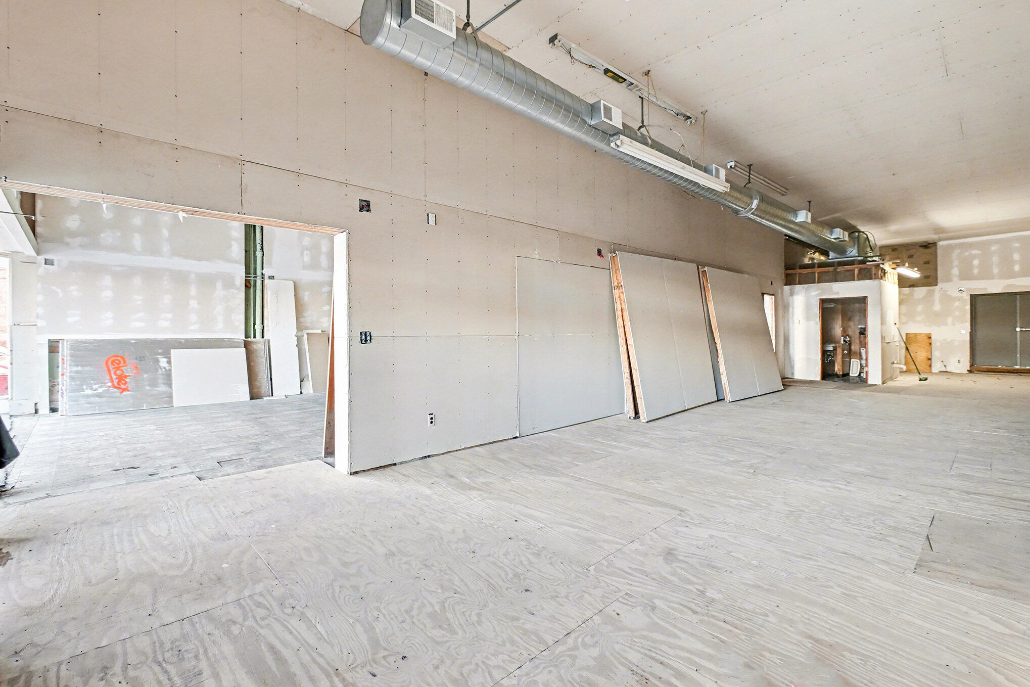 422 E COOLBAUGH Street