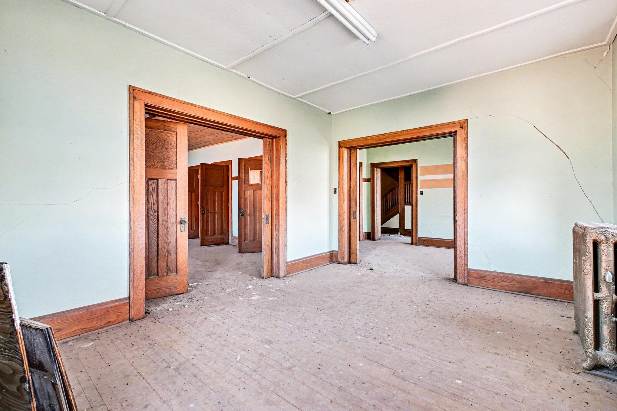 422 E COOLBAUGH Street