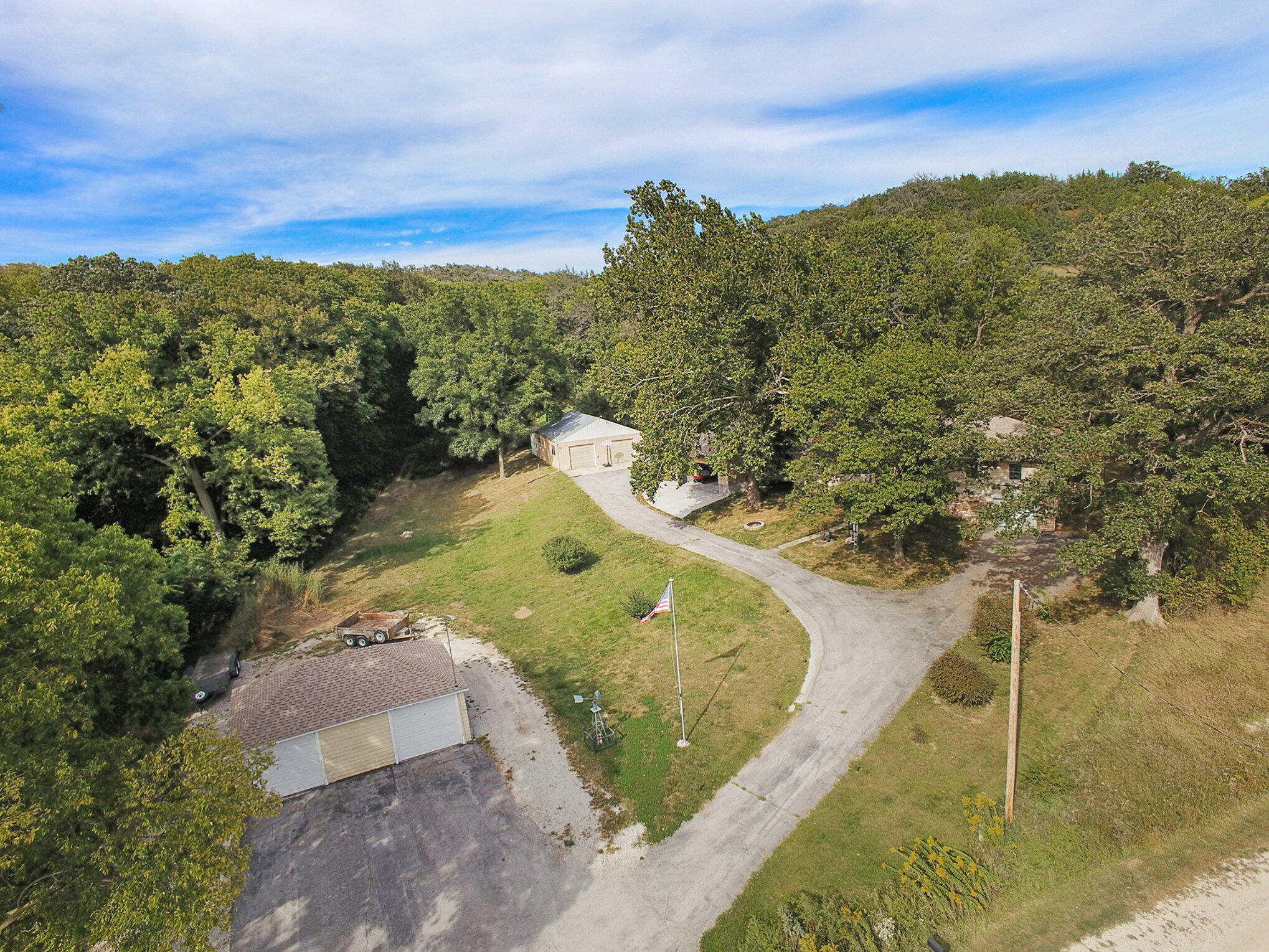 1547 YORK Road