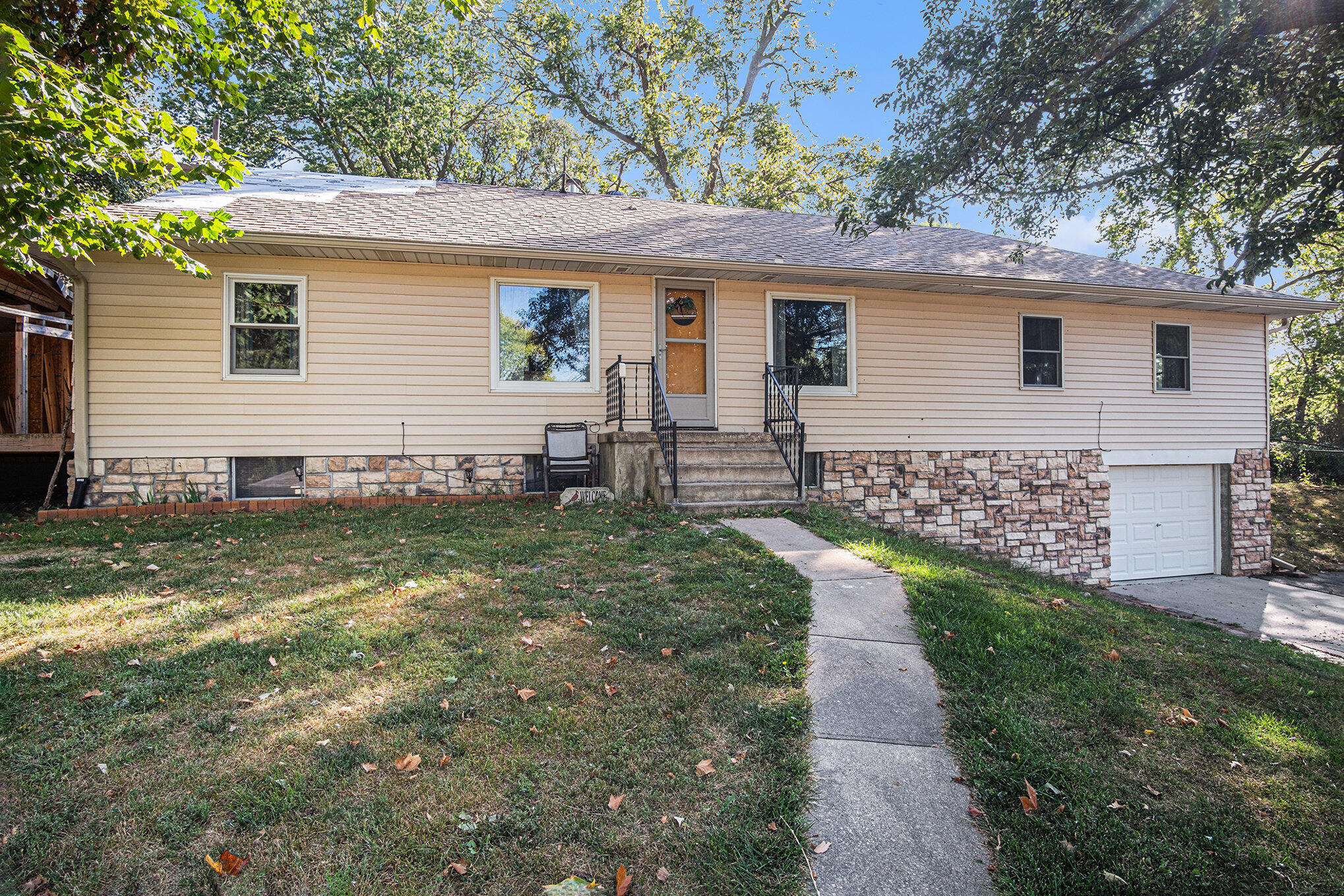 1547 YORK Road