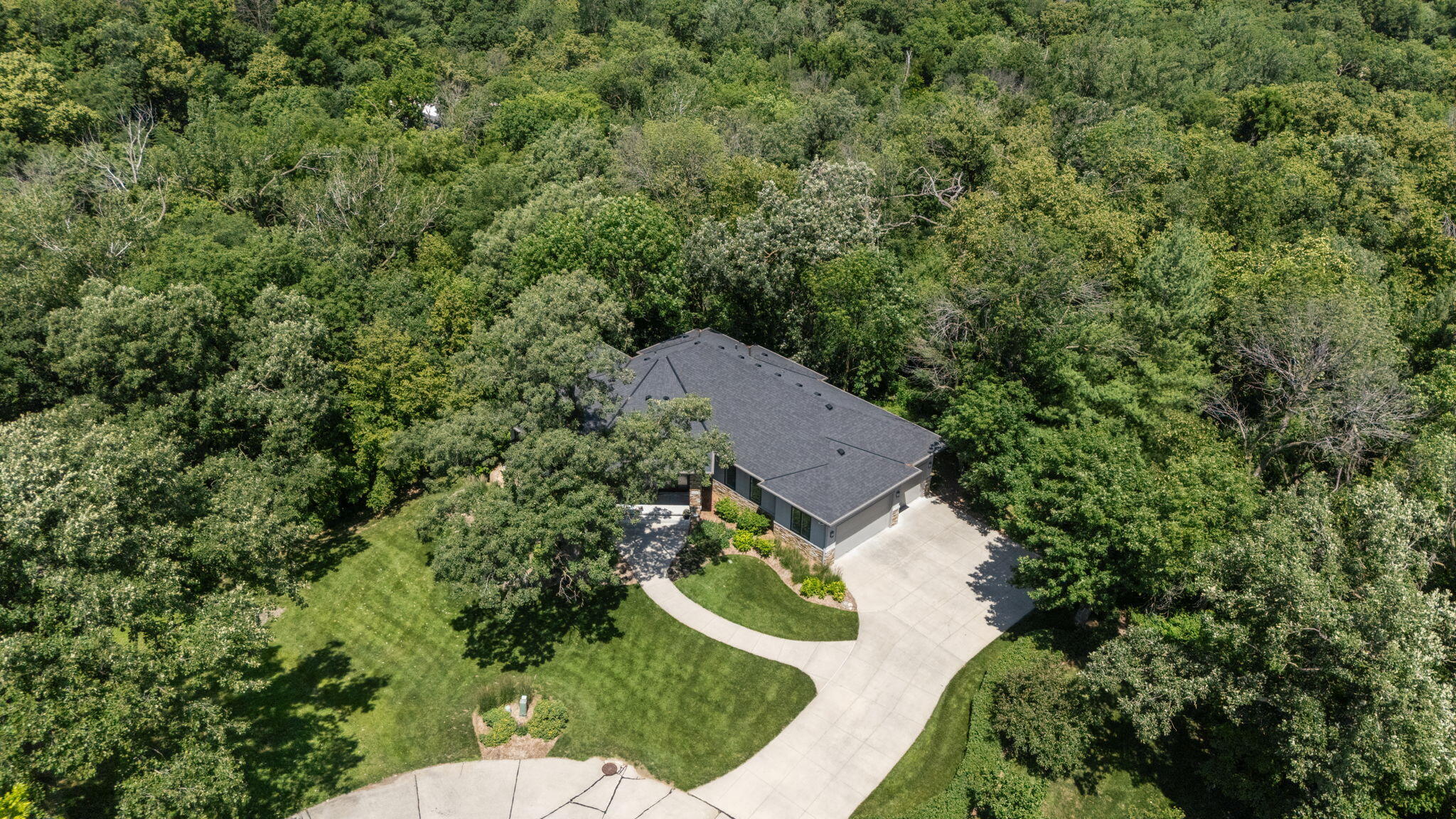 10238 N 29TH Court