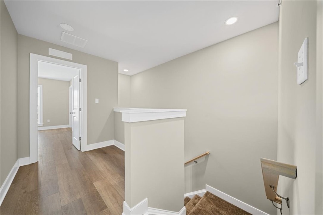 330 Highbridge Ln