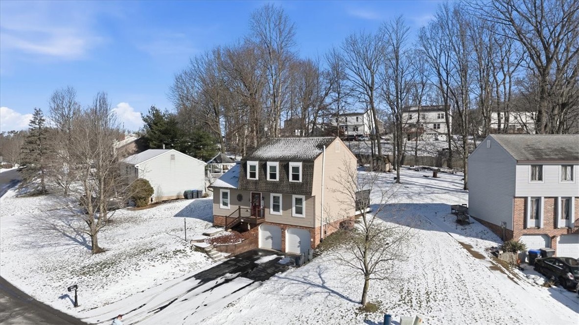 545 Chaparral Dr