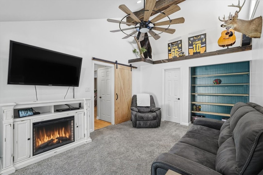 545 Chaparral Dr