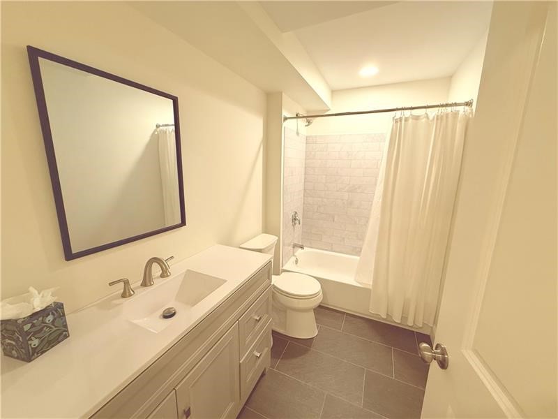 128 Overbrook Dr