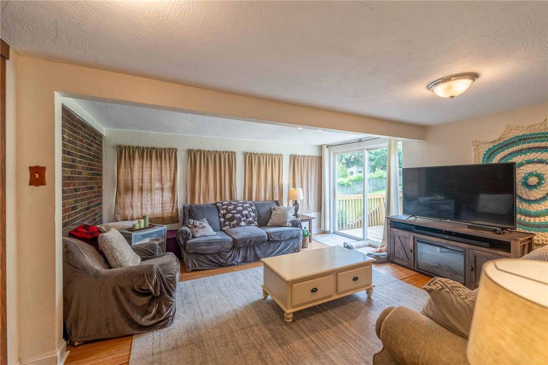 125 Bellevue Ave