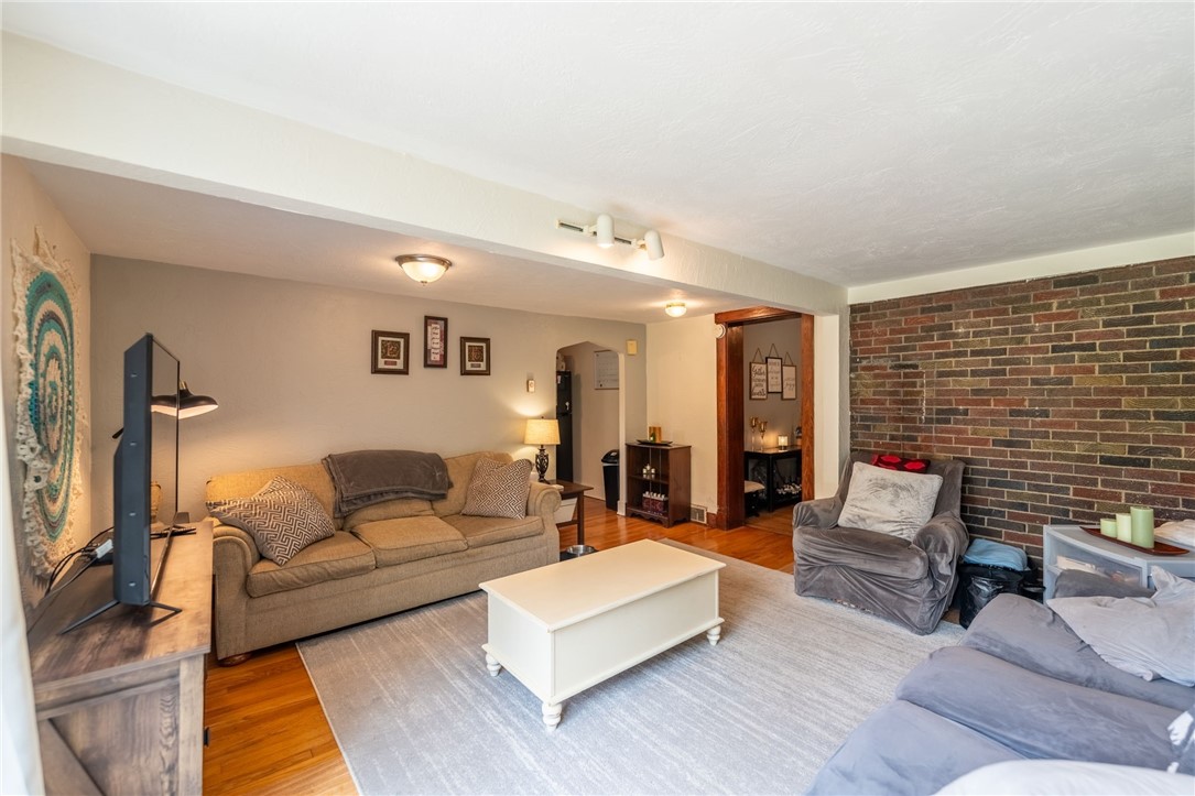 125 Bellevue Ave