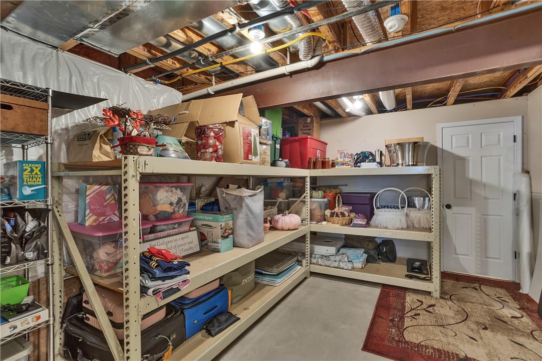 213 Windham Ln