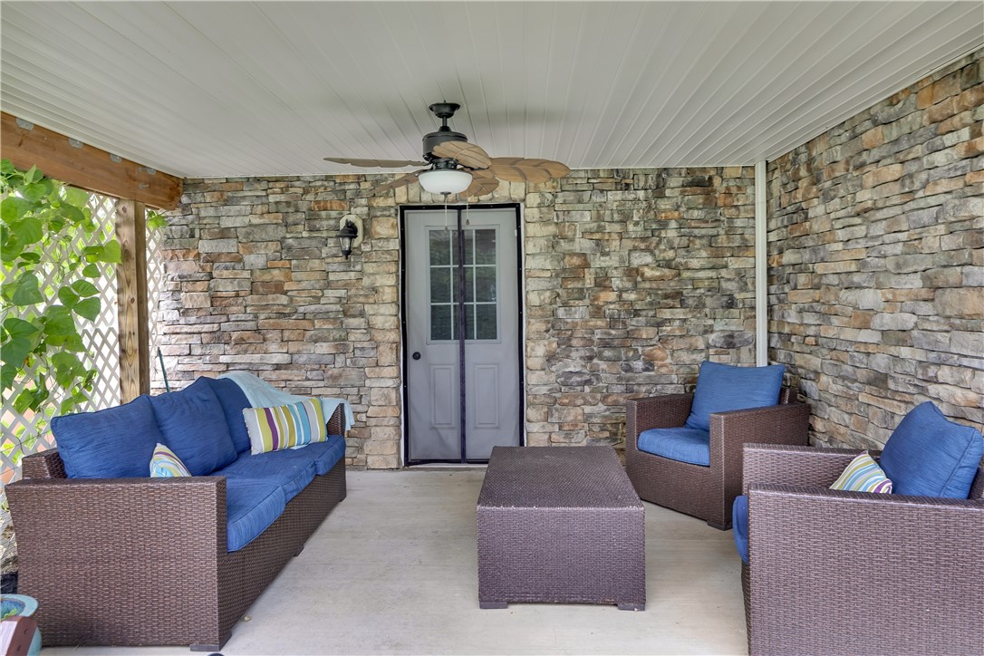 213 Windham Ln