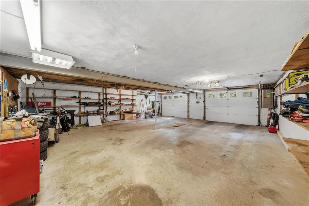 811 Olive St