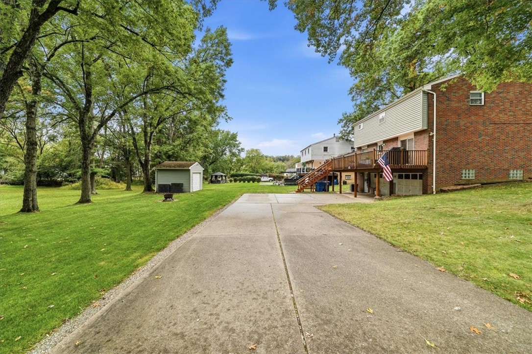 1015 Evergreen Dr