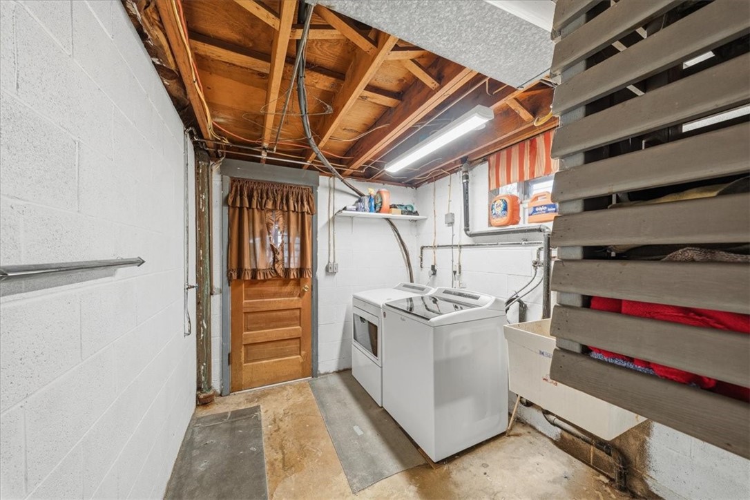 1015 Evergreen Dr