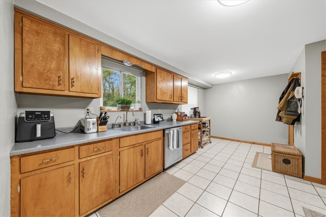 1015 Evergreen Dr