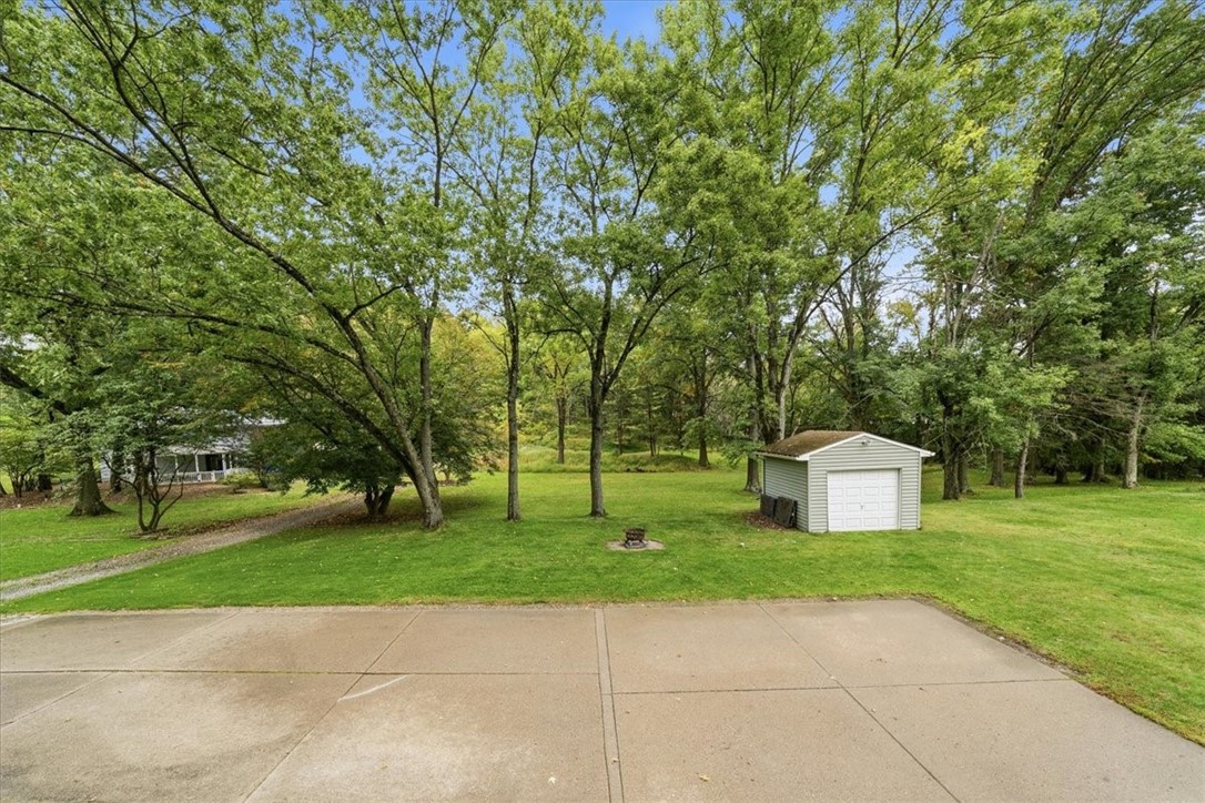 1015 Evergreen Dr