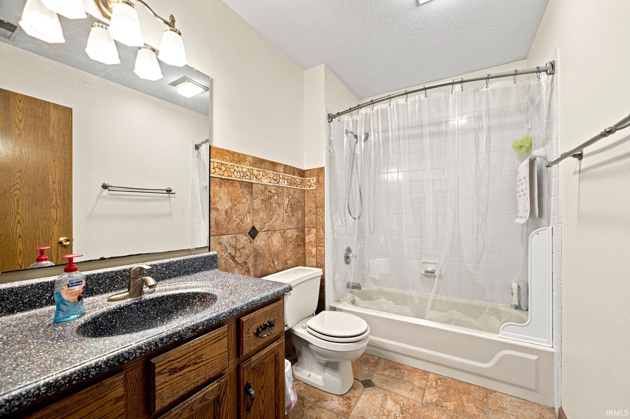 1829 Mallard Court
