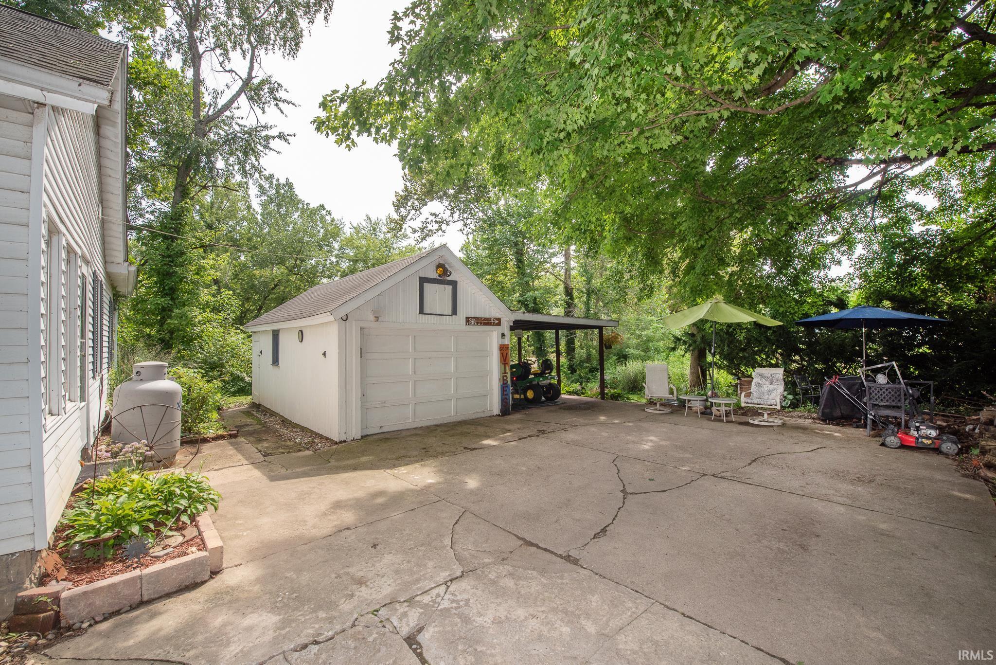 7915 SR 38 E Road