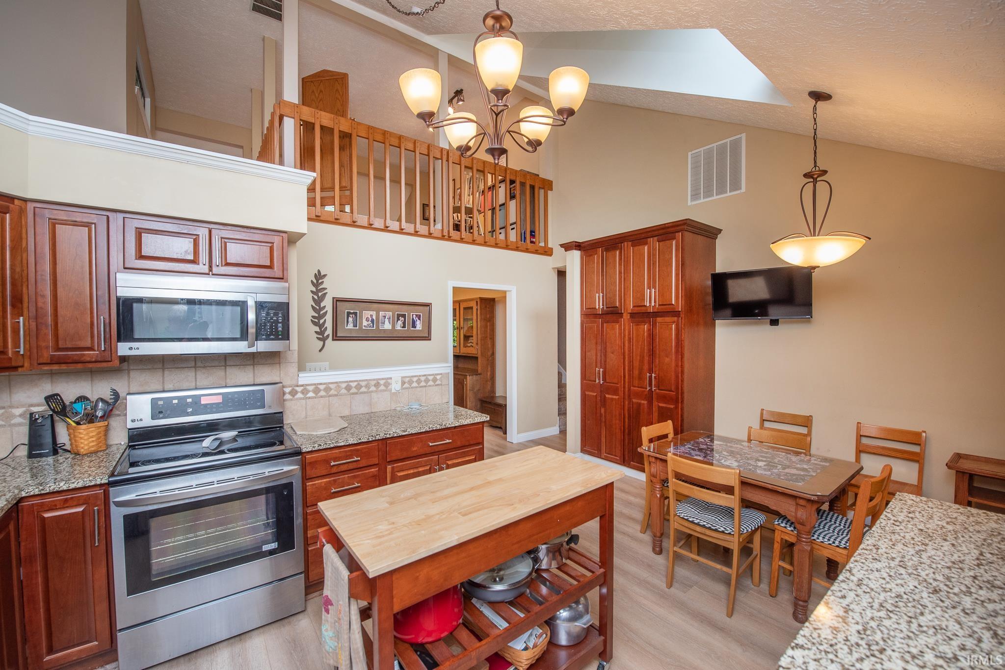 3501 Creek Ridge Drive