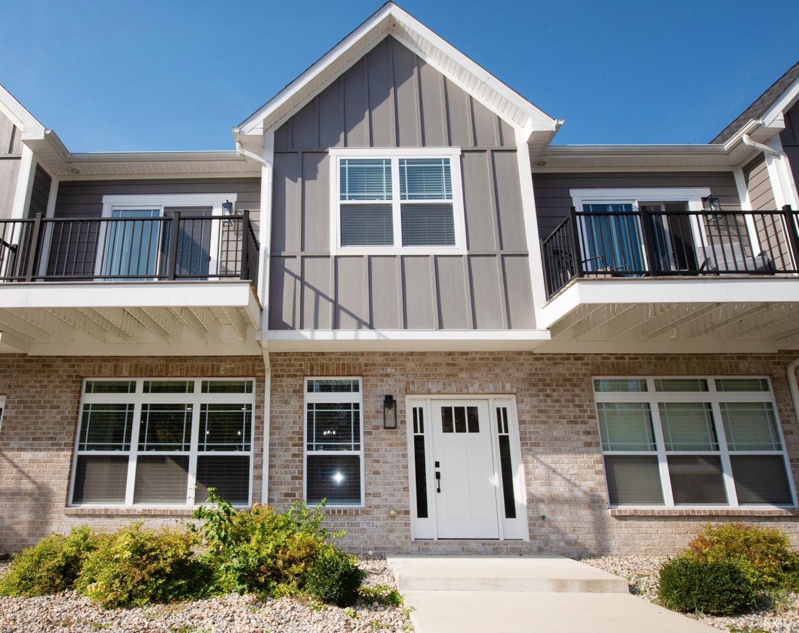 424 Catherwood Drive Unit: 2