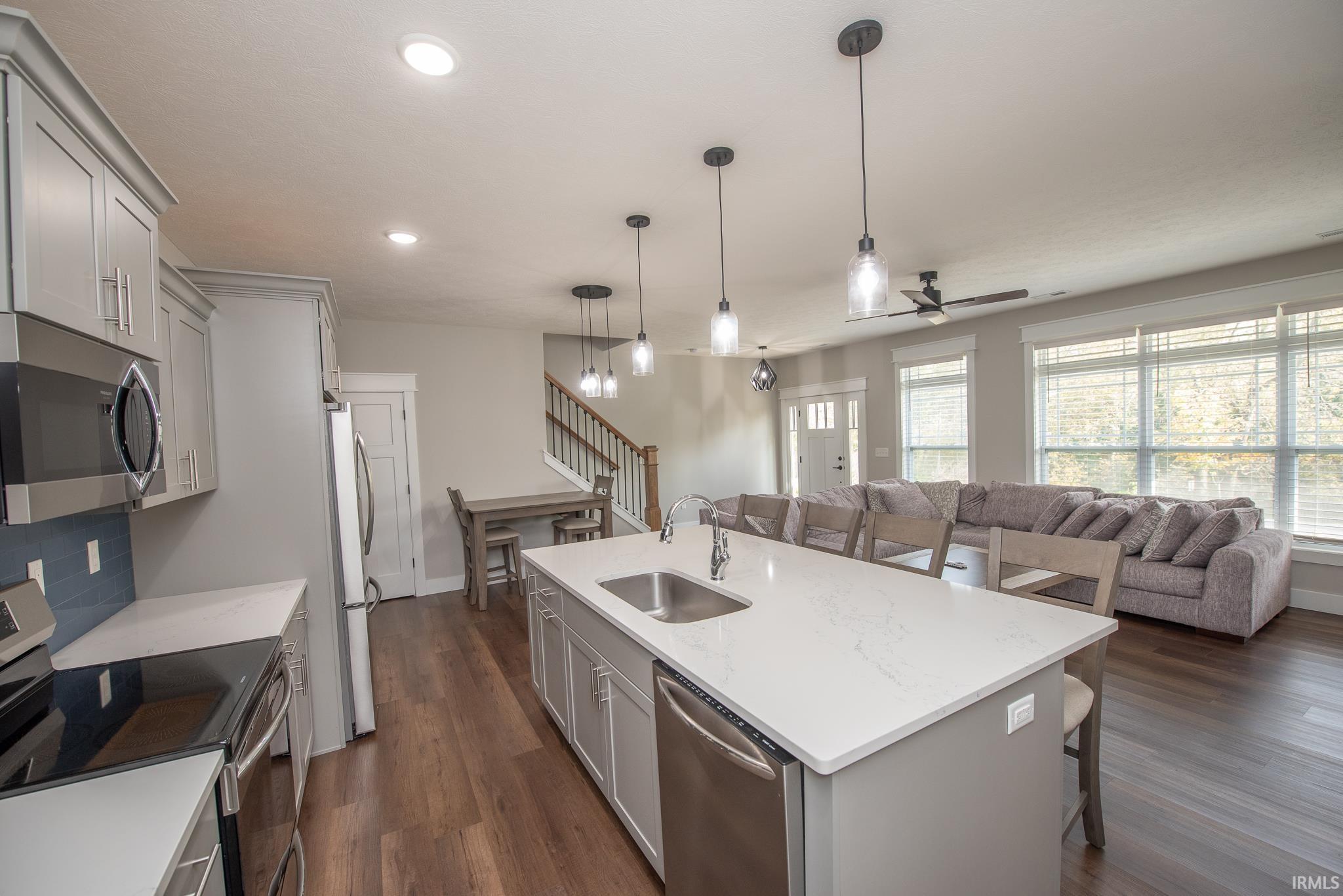 424 Catherwood Drive Unit: 2